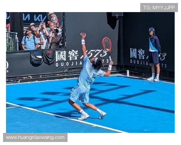 张之臻再创历史击败强敌挺进大师赛八强中国网球迎来高光时刻